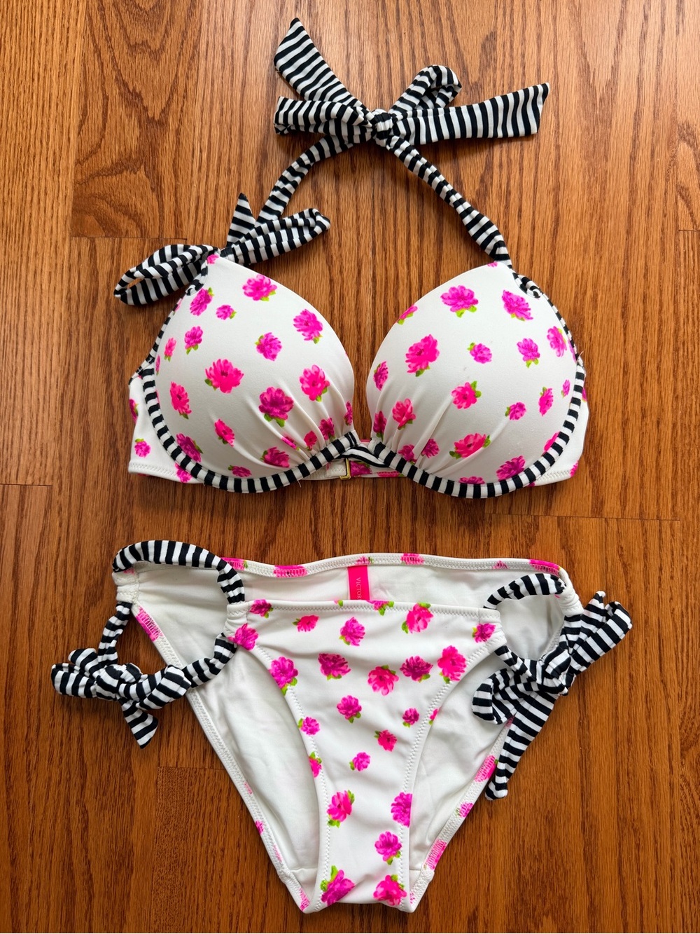 Victoria's Secret Push Up White Bikini w/ Hot Pink Floral - XS 34C